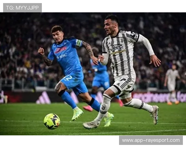 迪洛伦佐缺阵影响分析，那不勒斯后防调整策略