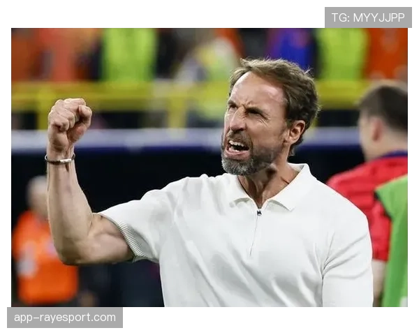 索斯盖特征召多名英超球员，三月底国际比赛日或影响联赛冲刺阶段体能。